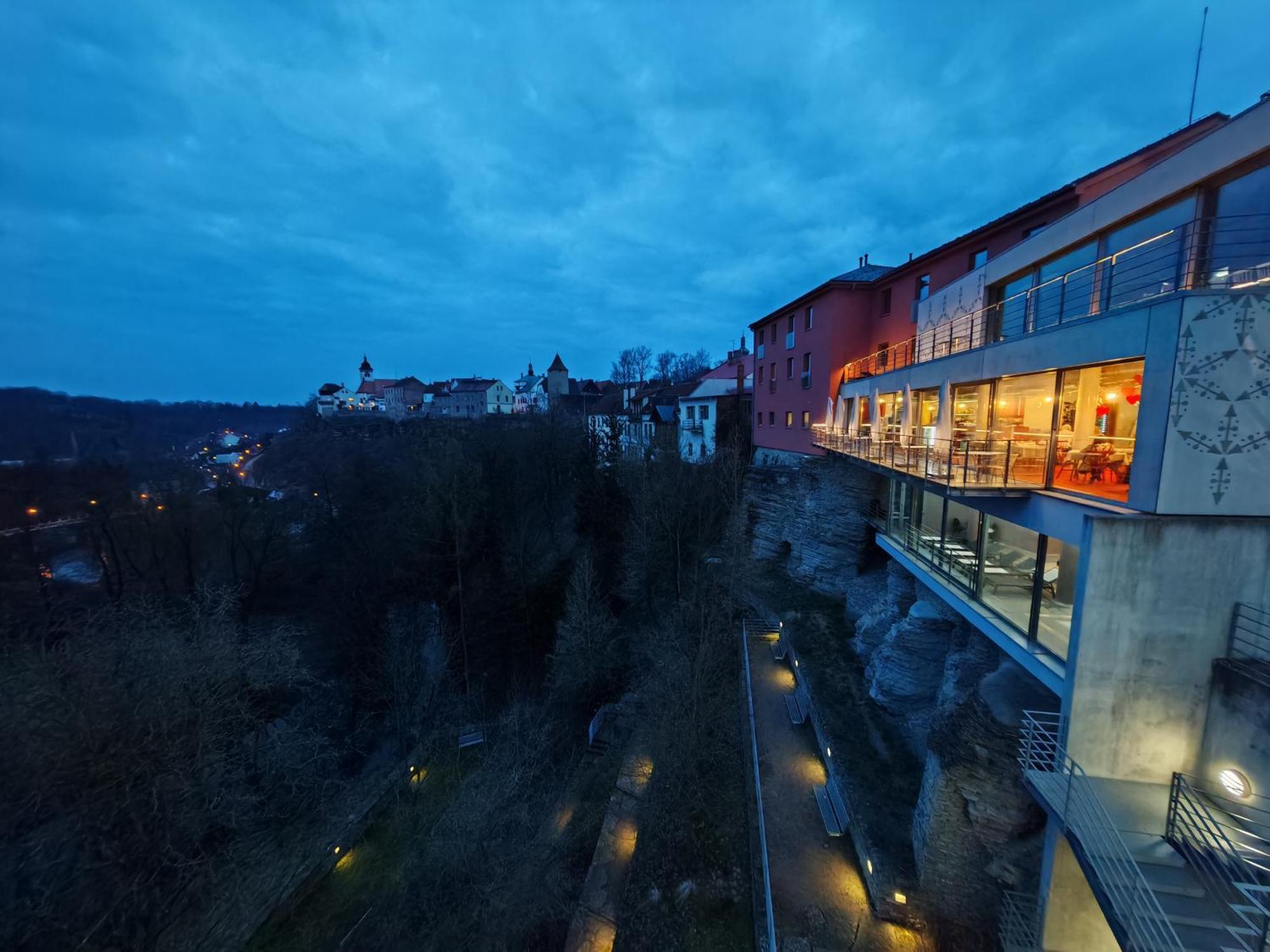 Hotel Rajska Zahrada Nove Mesto nad Metuji Exterior photo